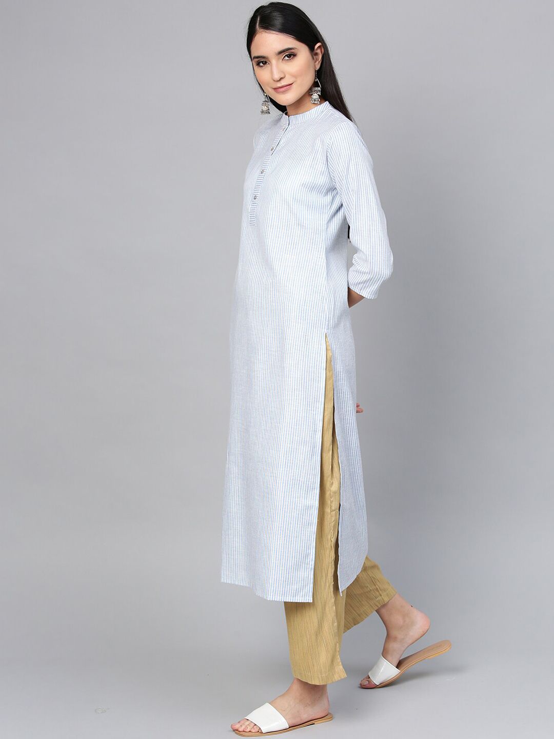 Dhiyona IE Women Blue Striped Cotton Kurta