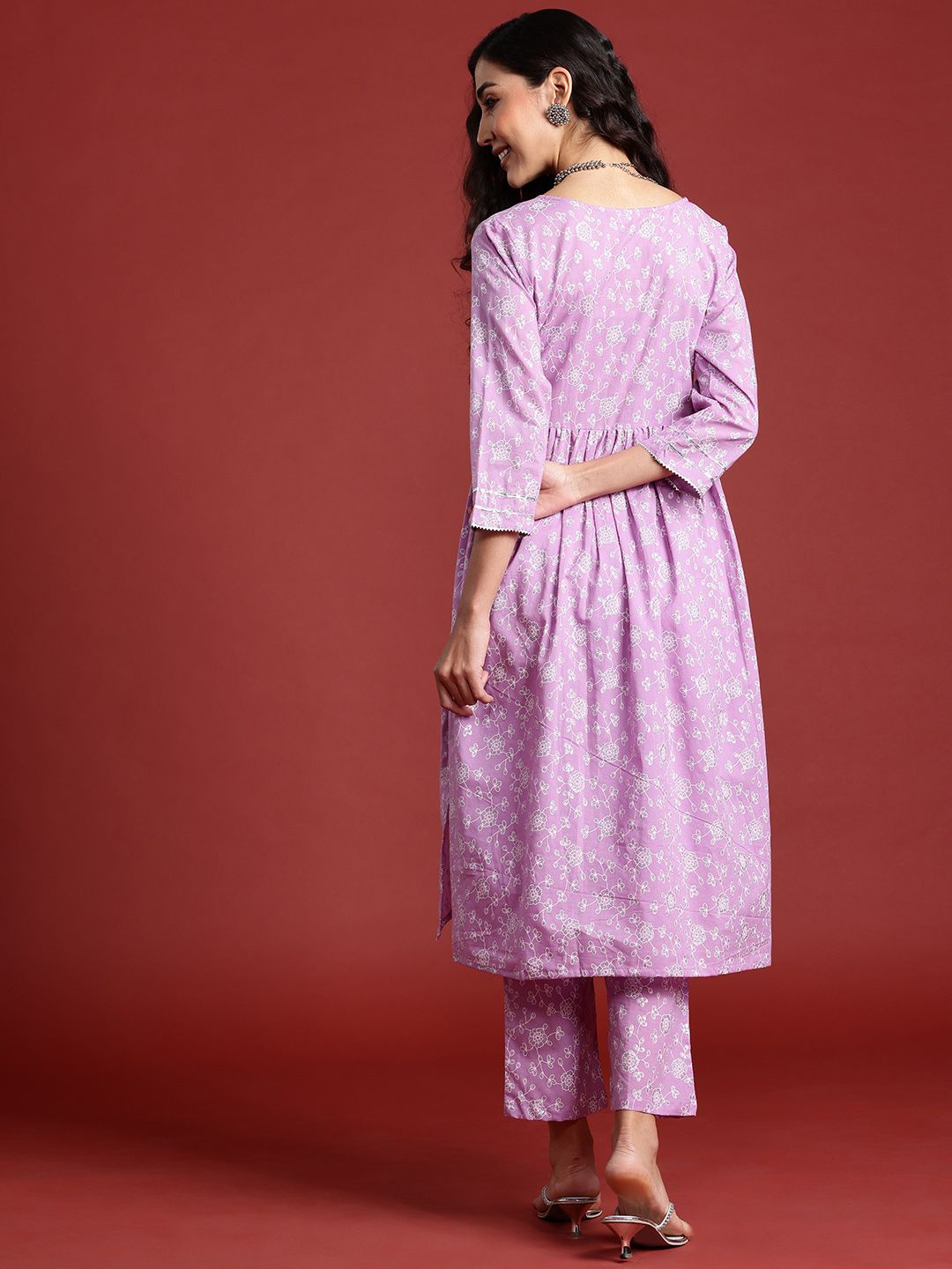 Dhiyona IE Women Floral Printed Empire Gotta Patti Pure Cotton Kurta with Trousers