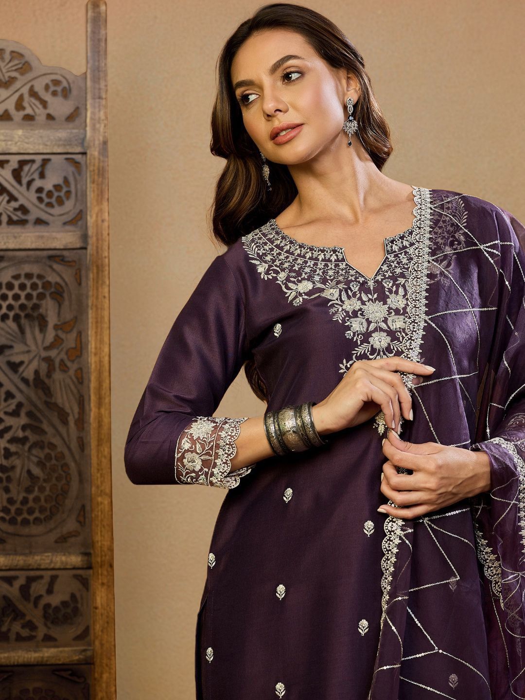 Dhiyona PD Women Women Embroidered Straight Kurta & Trousers With Dupatta Kurta Sets