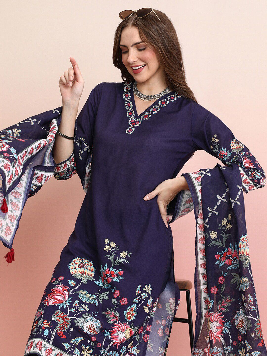 Floral Printed Regular Thread Work Kurta with Trousers & Dupatta