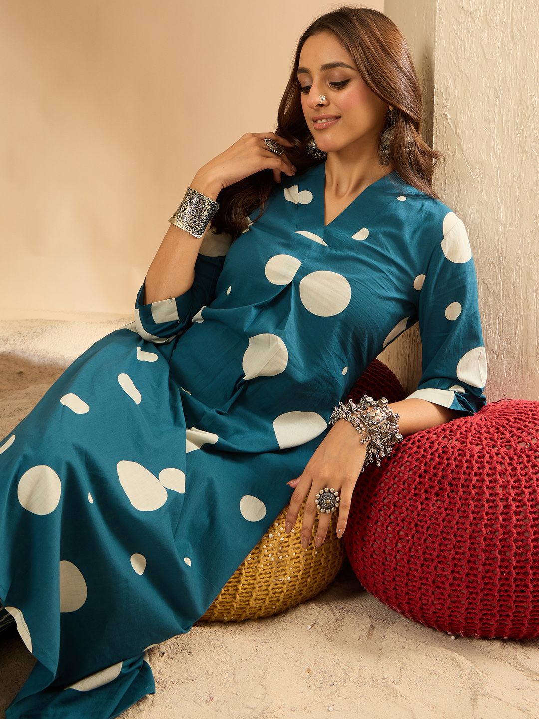 Women Printed Pleated Pure Cotton Kurta with Trousers