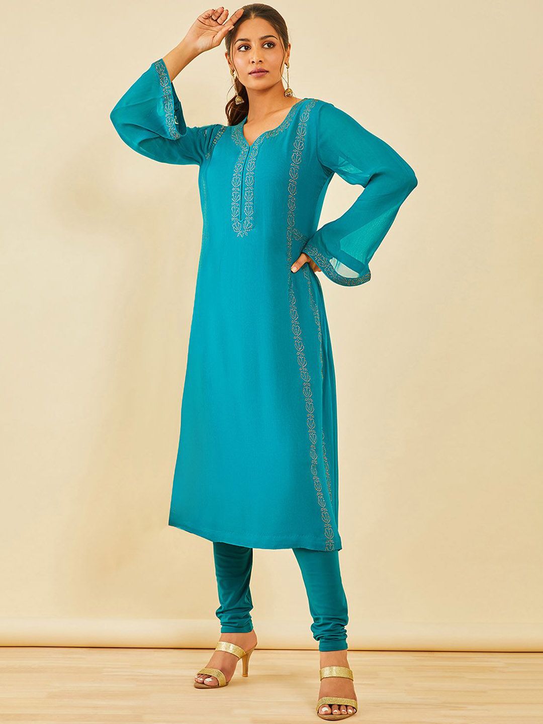 Dhiyona SO Women's Women Floral Embroidered Regular Beads and Stones Kurta with Churidar & With Dupatta