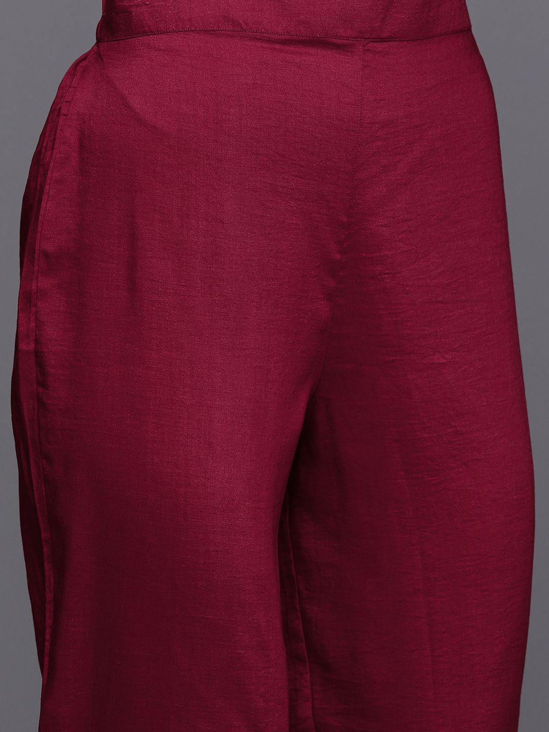 Dhiyona IE Women Ethnic Motifs Embroidered Kurta with Trousers & Dupatta