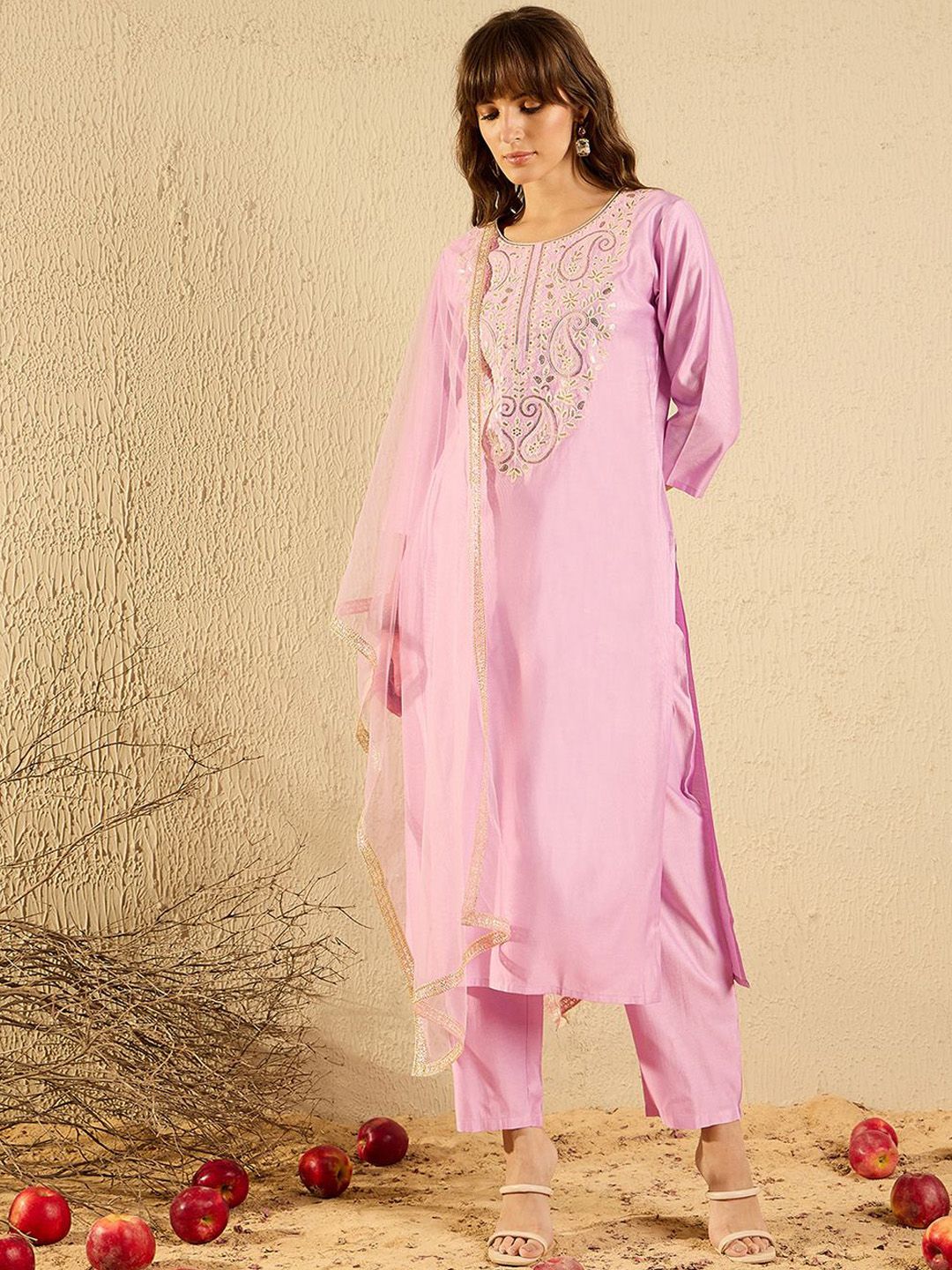 Women Ethnic Motifs Embroidered Regular Thread Work Liva Kurta with Trousers & With Dupatta