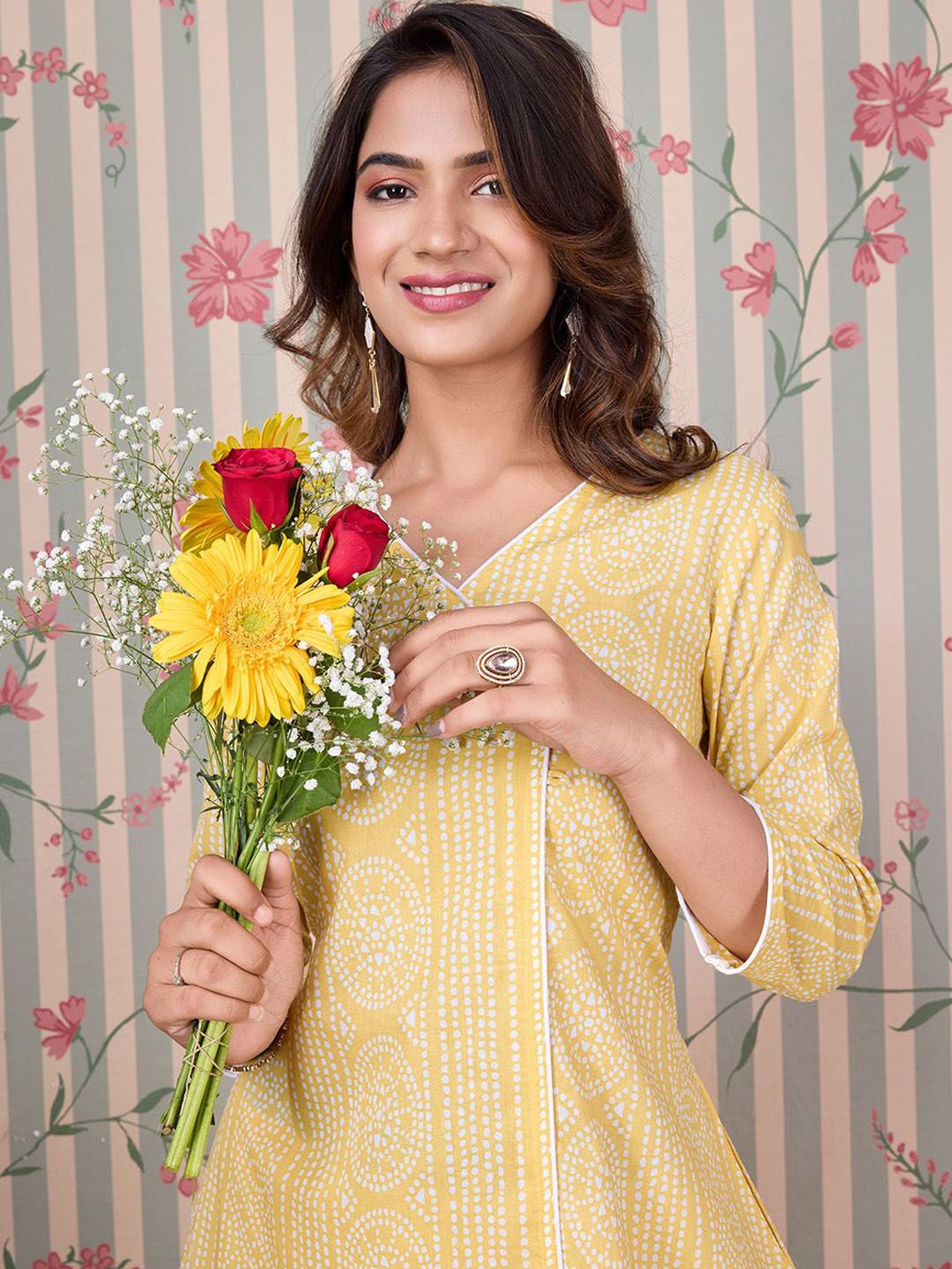 Dhiyona OD  Bandhani Printed Angrakha Pure Cotton Kurta with Trousers