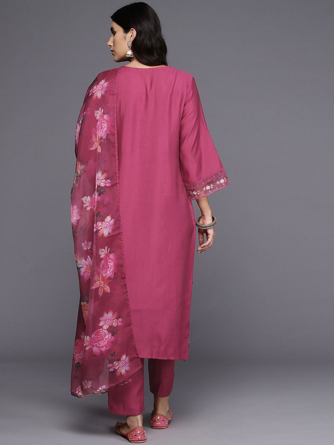 Women Floral Yoke Design Regular Thread Work Kurta with Trousers & With Dupatta