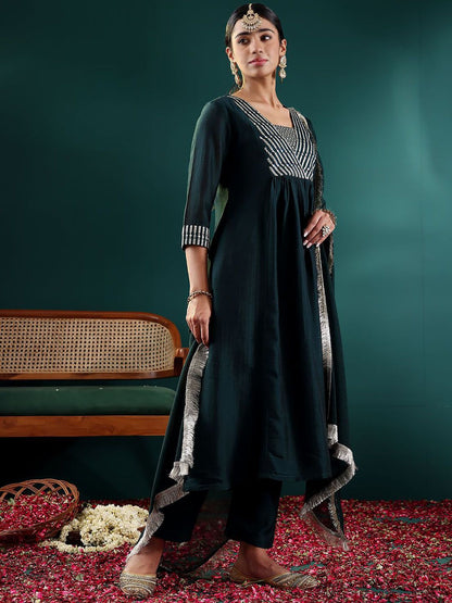 Dhiyona VA Women's Embroidered Regular Sequinned Kurta with Trousers & With Dupatta