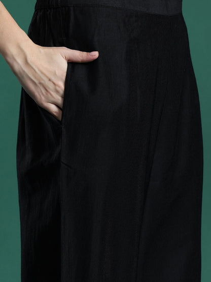 Dhiyona IE Ethnic Motifs Zari Embroidered Liva Kurta With Trousers & Dupatta