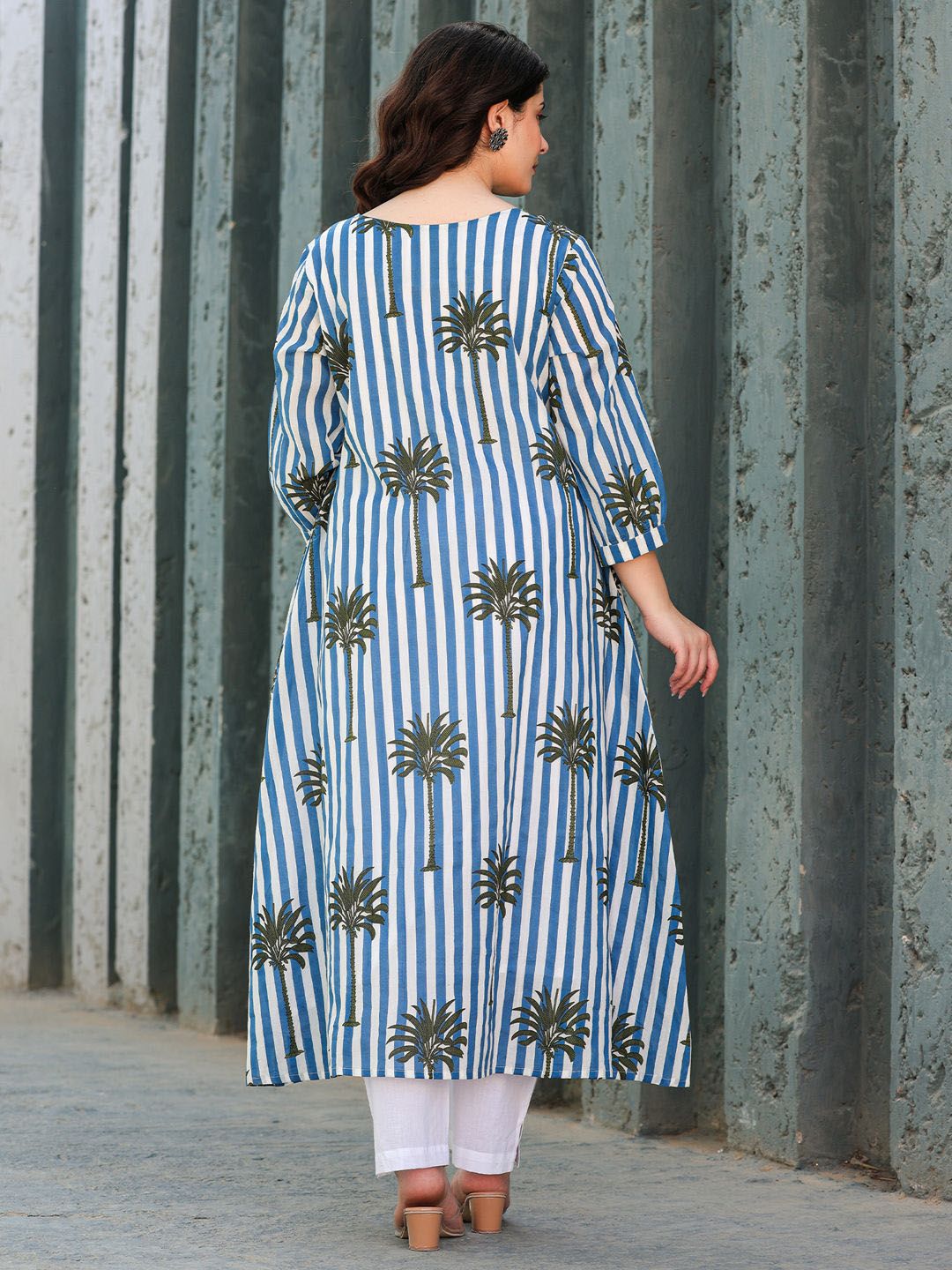 Floral Printed Round Neck Pure Cotton A-Line Kurta With Trousers