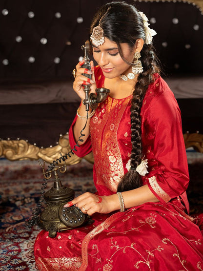 Women Regular Kurta with Trousers & With Dupatta