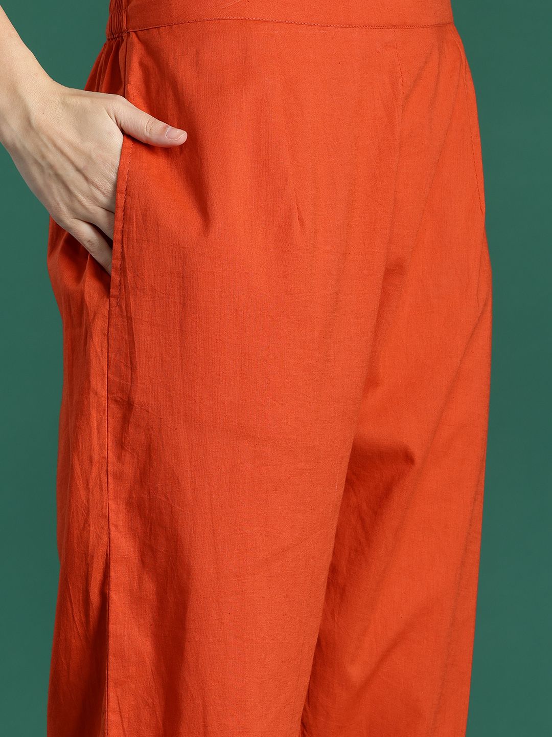 Women Floral Pleated Pure Cotton Kurta with Trousers & With Dupatta