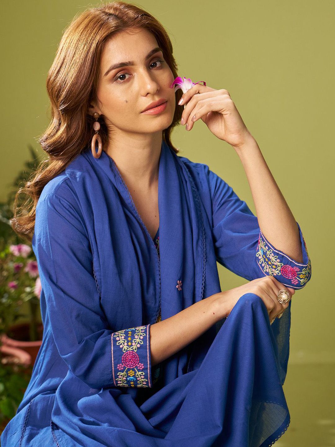 Women Floral Embroidered Cotton Kurta with Trousers & Dupatta