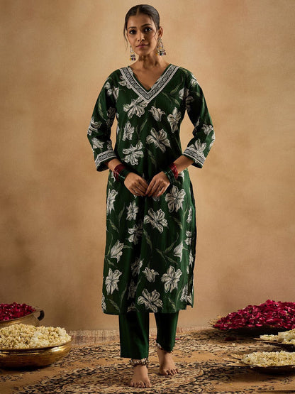 Floral Printed V-Neck Pure Cotton Straight Kurta With Trouser & Dupatta