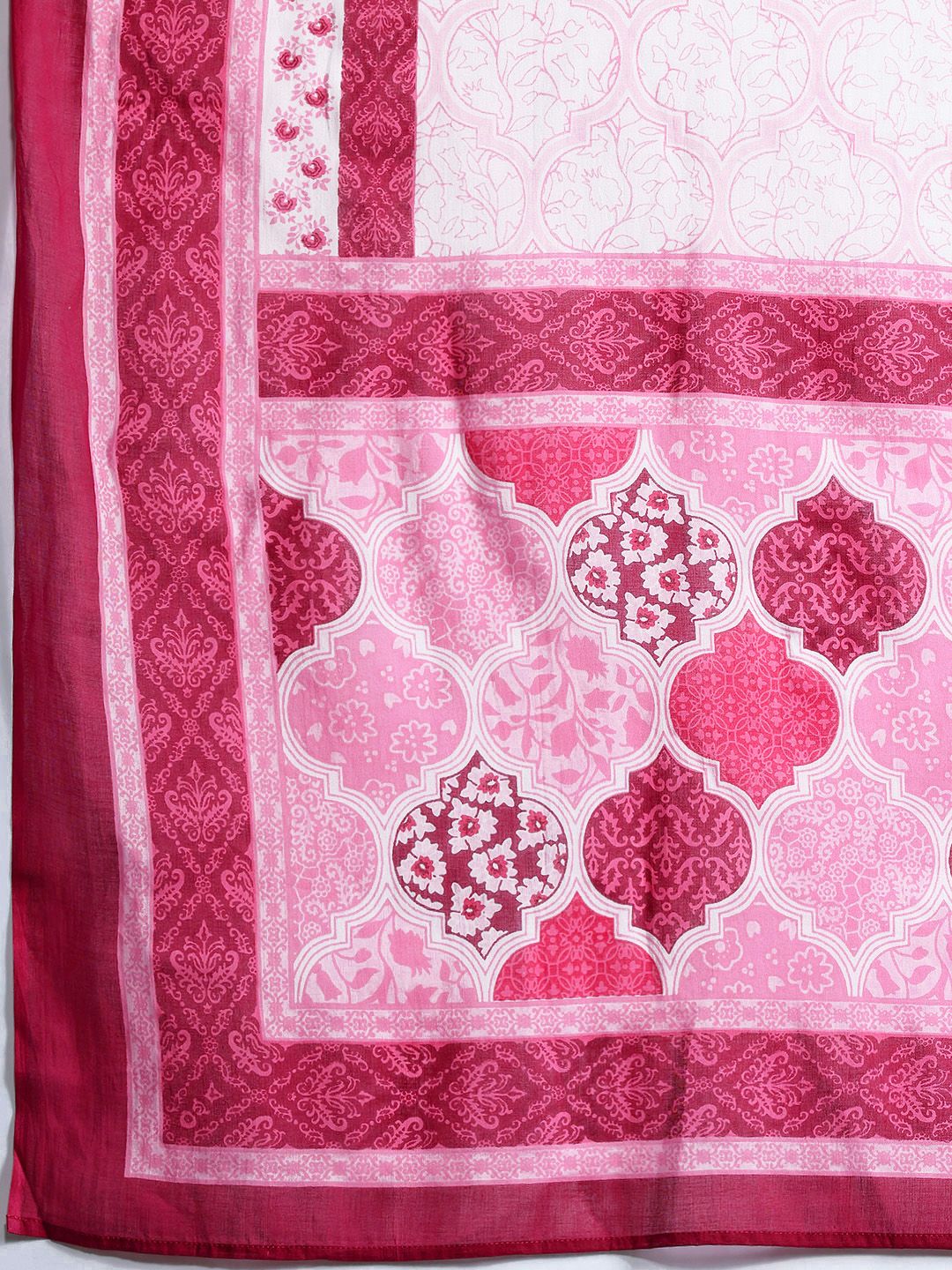 Dhiyona IE Ethnic Motifs Printed Empire Mirror Work Pure Cotton Kurta Set