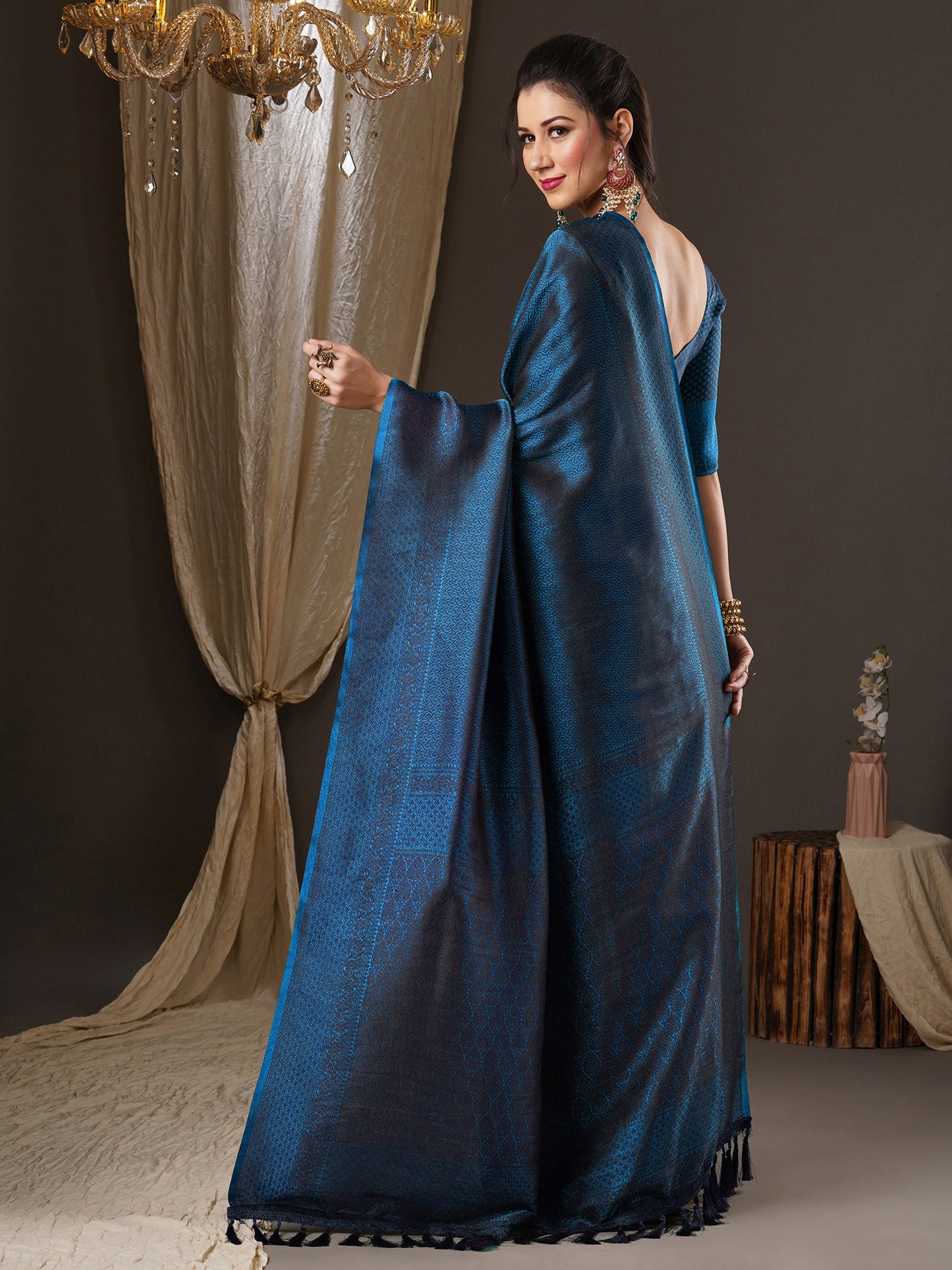 Women's Georgette Teal blue Woven Design Woven saree With Blouse Piece