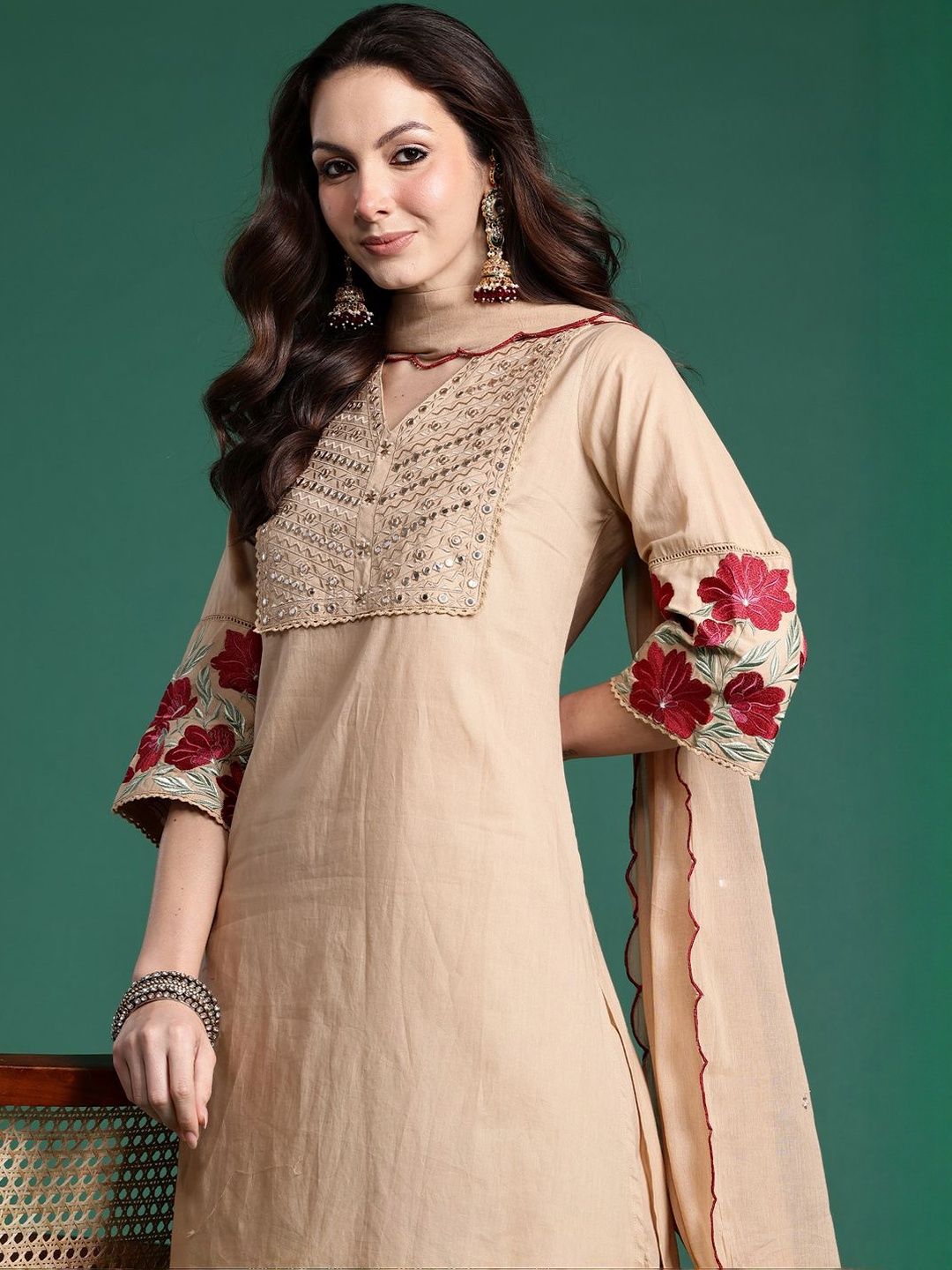 Dhiyona IE Women Floral Embroidered Cotton Kurta with Trousers & Dupatta