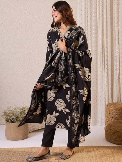 Women Floral Printed Regular Kurta With Trousers & Dupatta