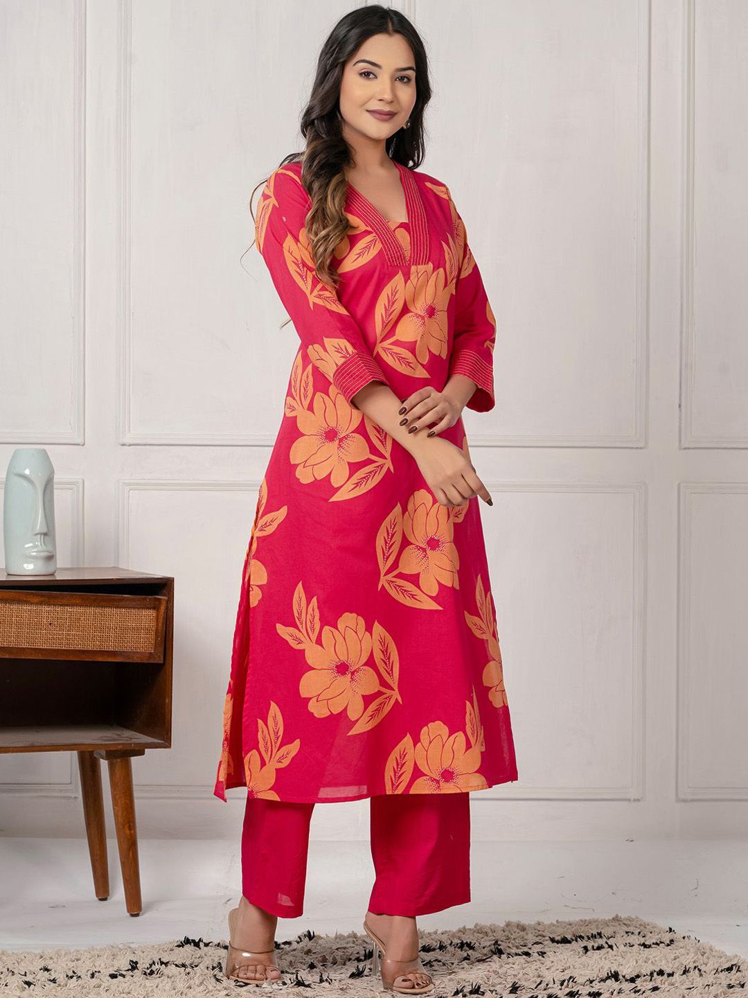 Dhiyona IE Floral Printed V-Neck Pure Cotton Tunic & Palazzos