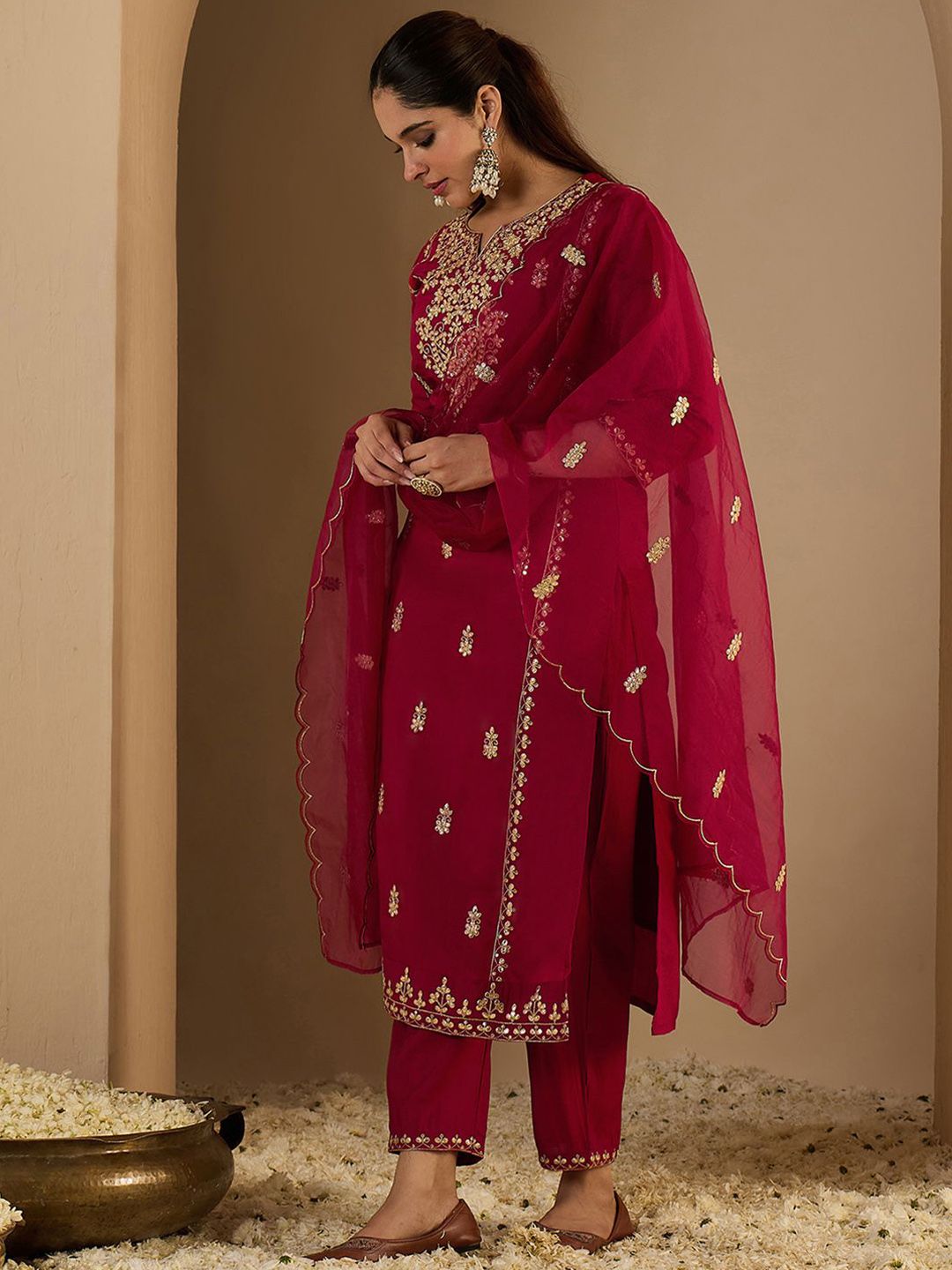 Dhiyona IE Women's Women Ethnic Motifs Printed Kurta with Trousers & Dupatta
