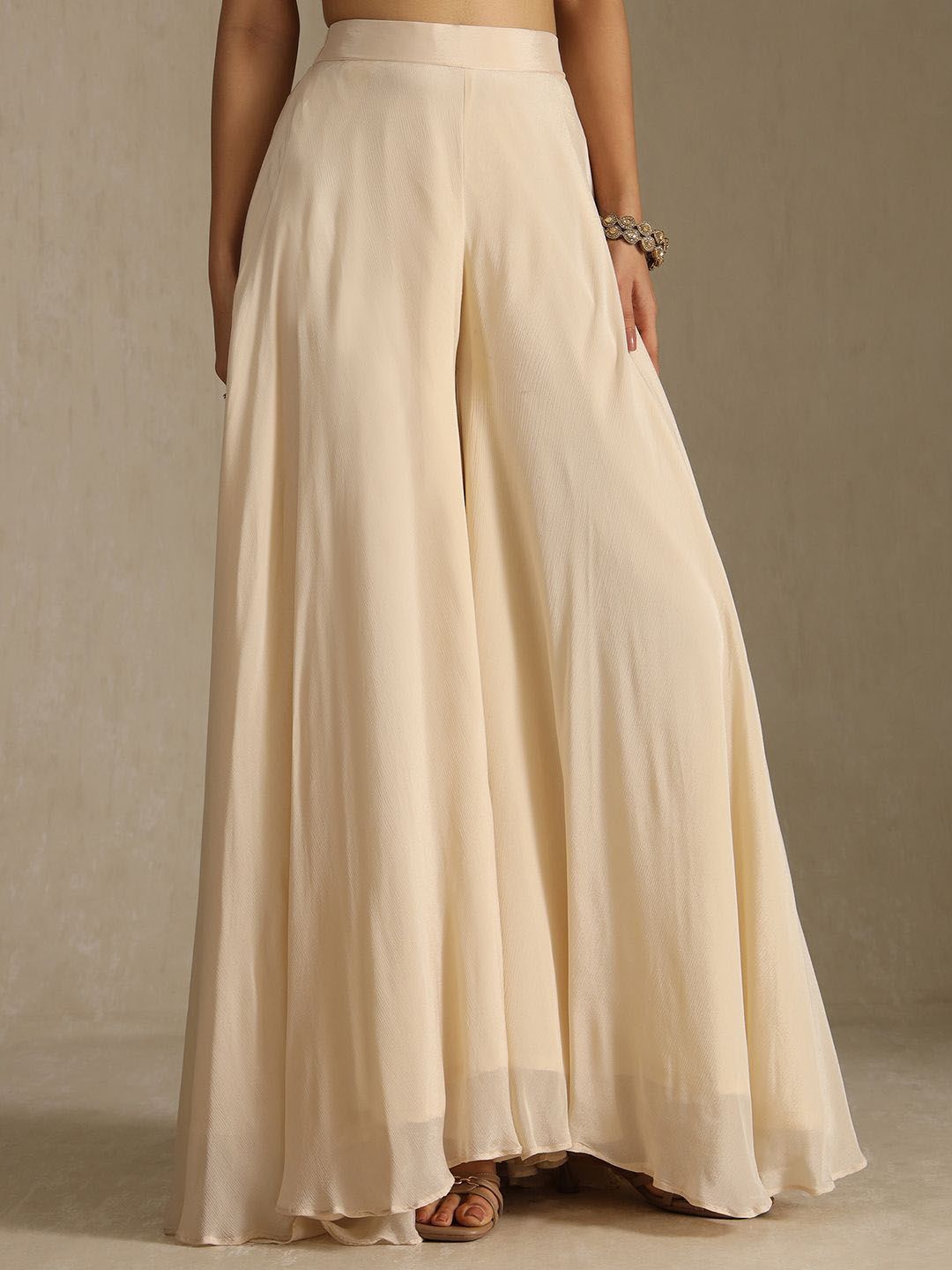 Dhiyona SO Women's Ethnic Motifs Embroidered Beads And Stones Straight Kurti With Palazzos & Dupatta
