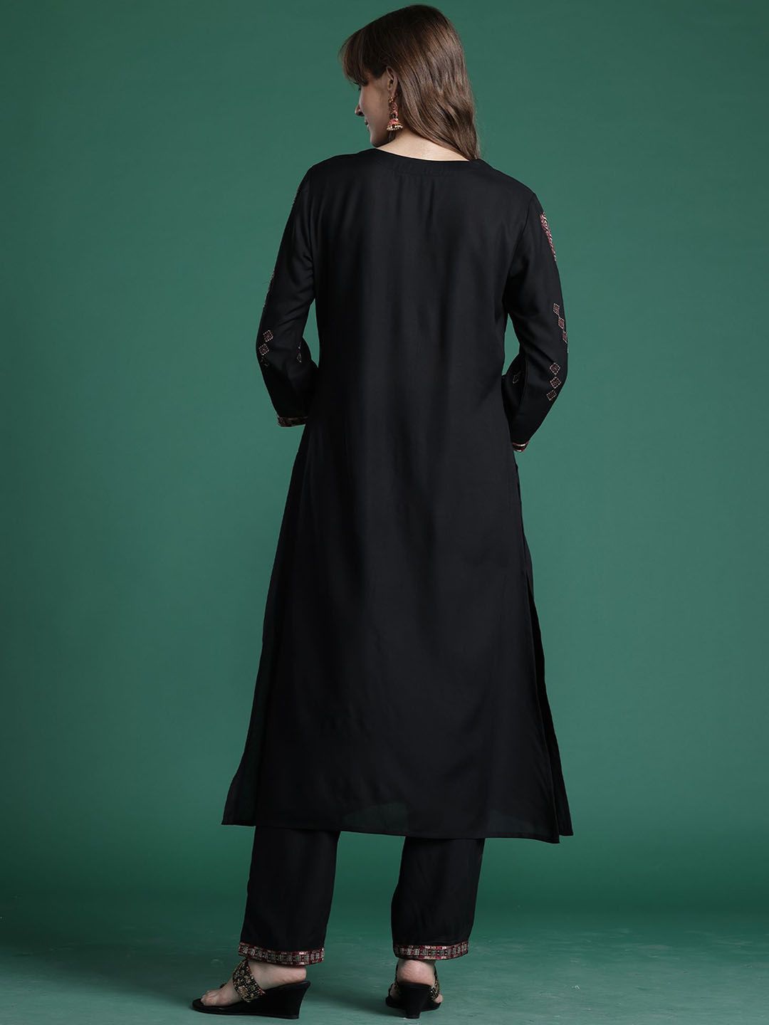 Dhiyona IE Indo era Embroidered Straight Tunic & Trousers Co-Ord Set