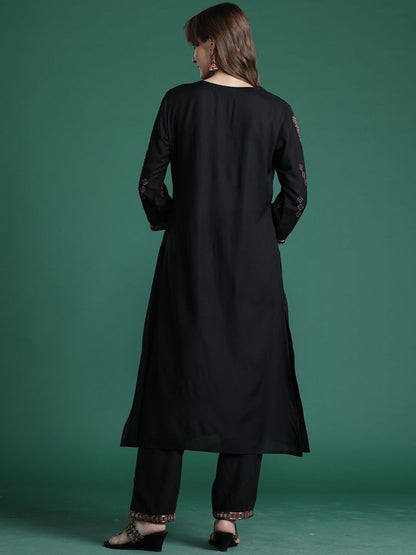 Dhiyona IE Indo era Embroidered Straight Tunic & Trousers Co-Ord Set