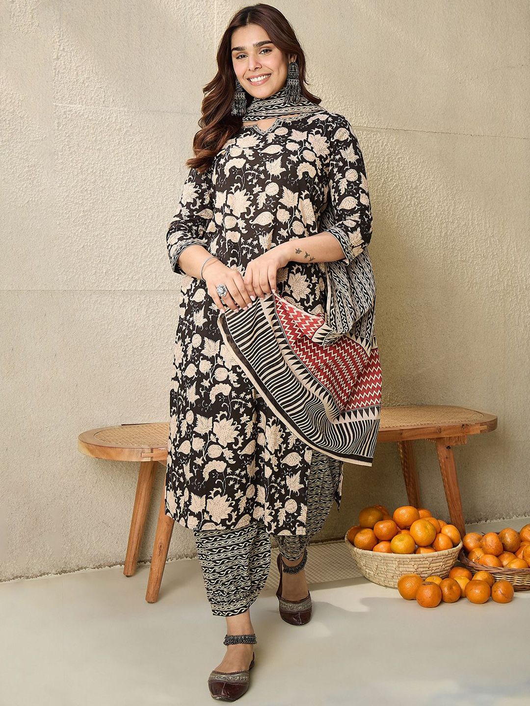 Dhiyona IE Floral Printed Notch Neck Pure Cotton Straight Kurta With Salwar & Dupatta