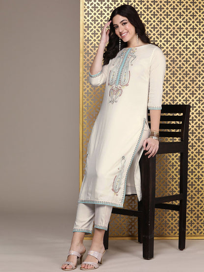 Dhiyona PD Women Women Jashn Paisley Yoke Design Thread Work Kurta With Trousers