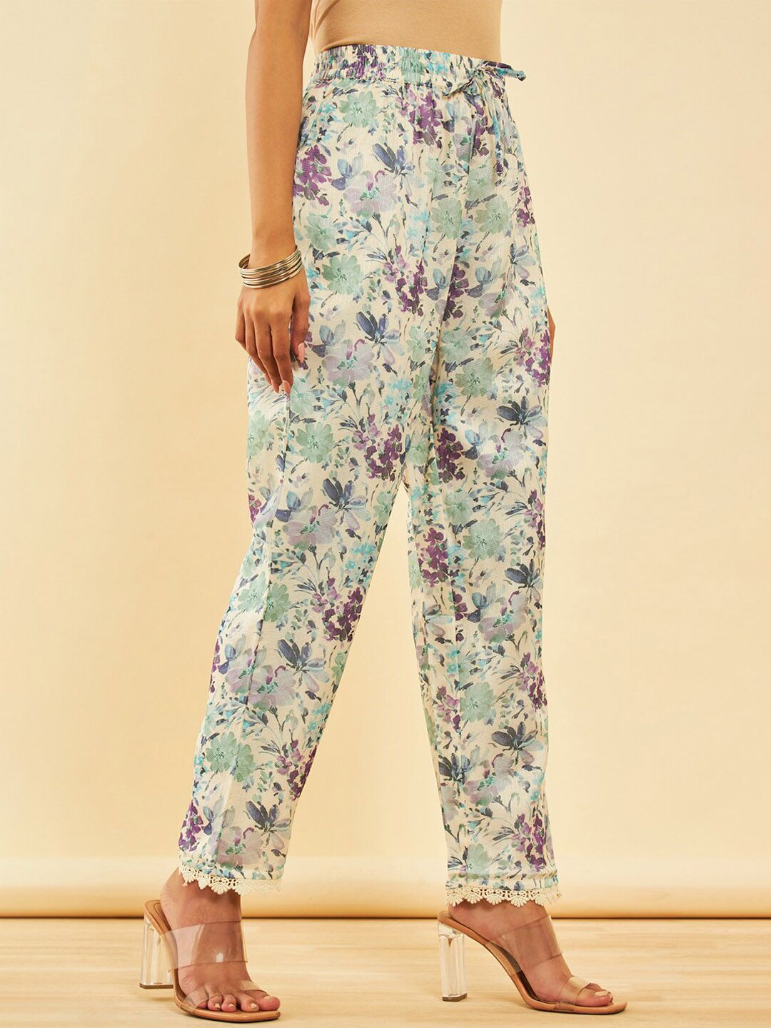 Dhiyona SO Women's Floral Printed Long Sleeves Straight Kurta With Trouser