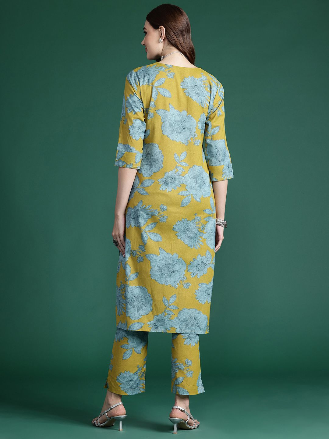 Floral Printed Pleated Kurta with Trousers