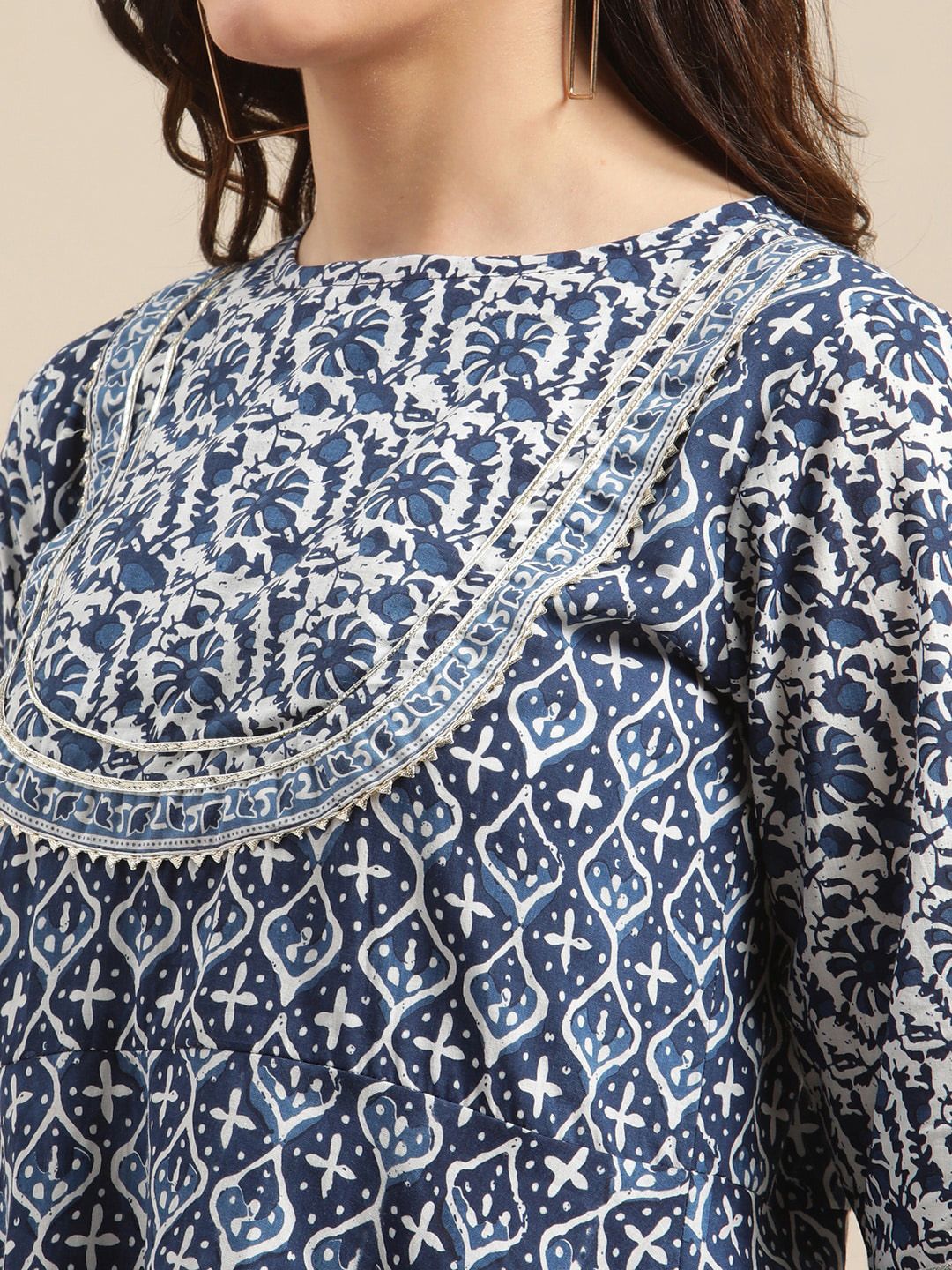 Dhiyona VA Women'sBlue & White Floral Printed Flared Kurta Sharara Set
