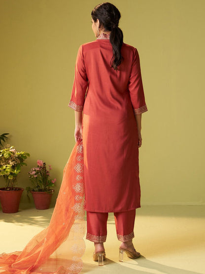 Dhiyona IE Women Floral Embroidered Kurta with Trousers & Dupatta
