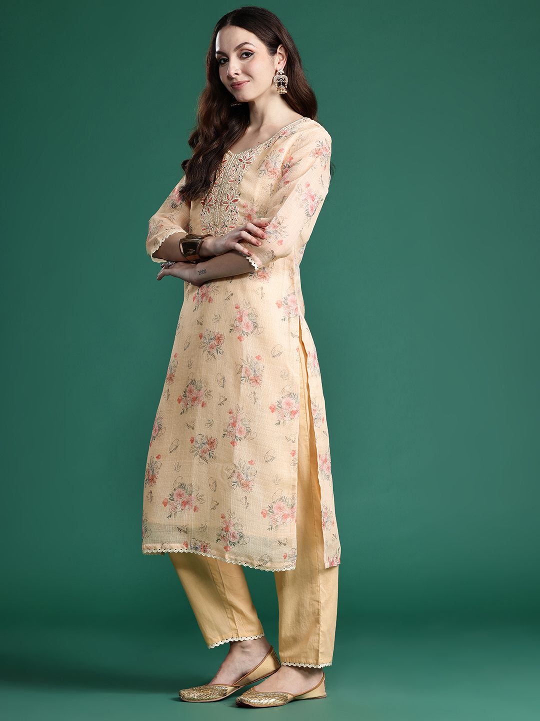 Floral Embroidered Sequinned Linen Kurta with Trousers & With Dupatta