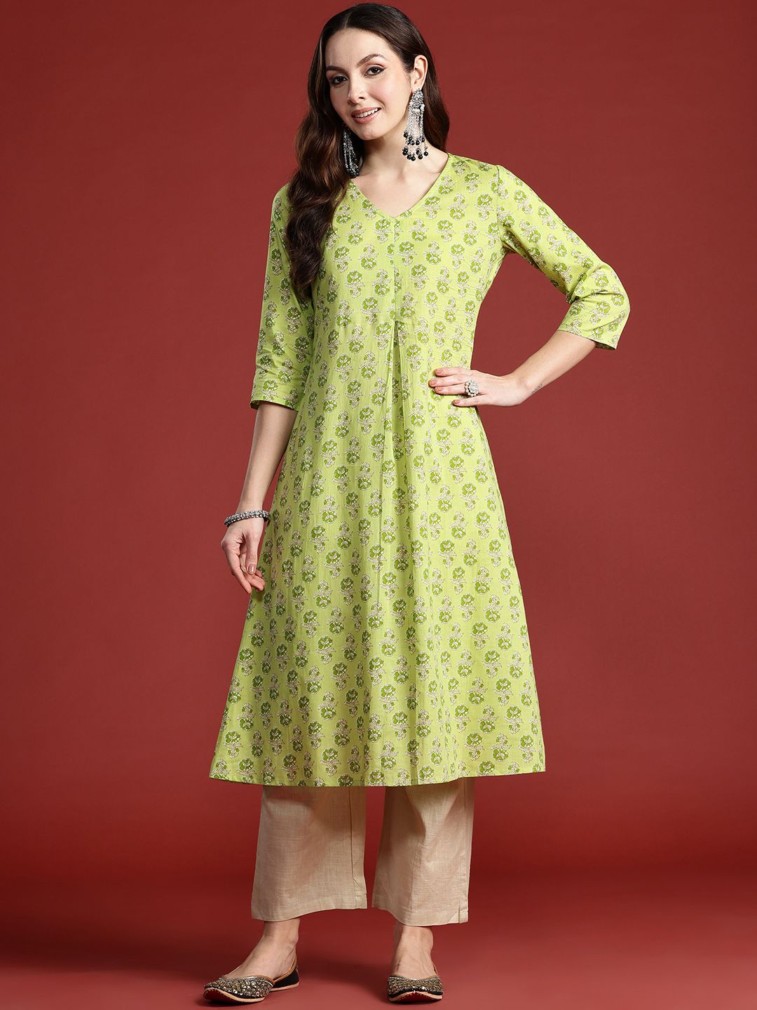 Dhiyona IE Women Floral Printed Pure Cotton Kurta
