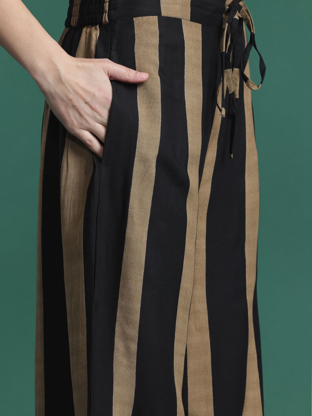 Ethnic Motifs Printed Thread Work Kurta with Palazzos