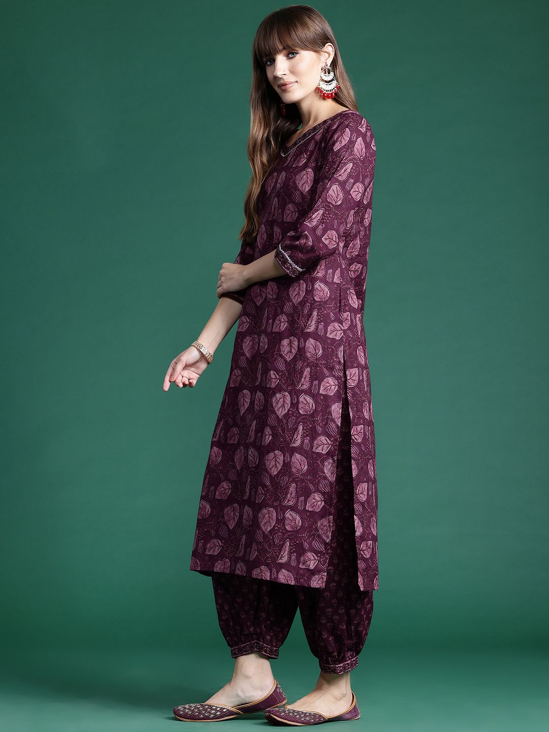 Dhiyona IE Floral Printed Gotta Patti Pure Cotton Kurta With Salwar & Dupatta