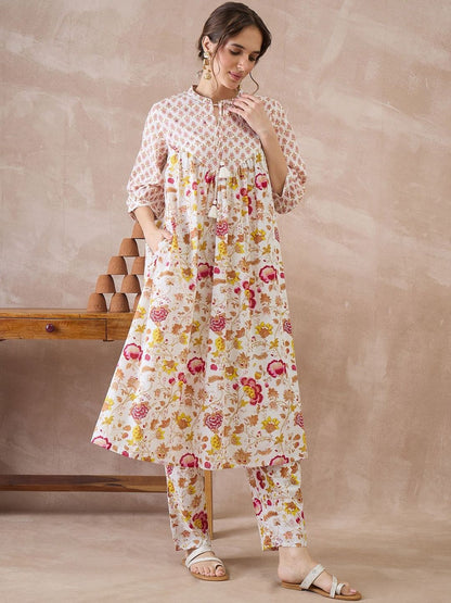 Women Floral Printed Empire Pure Cotton Kurta with Trousers