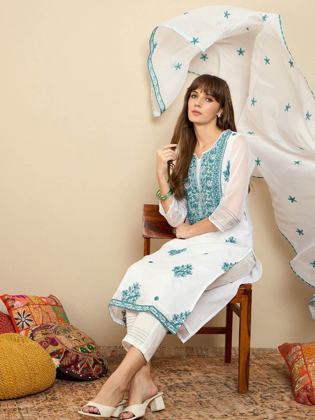 Dhiyona IE Floral Embroidered Thread Work Organza Straight Kurta With Trousers & Dupatta