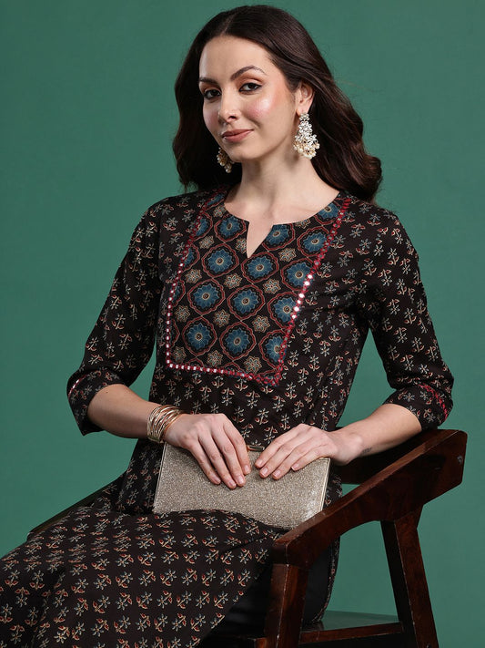 Dhiyona IE Women Floral Printed Mirror Work Pure Cotton Kurta