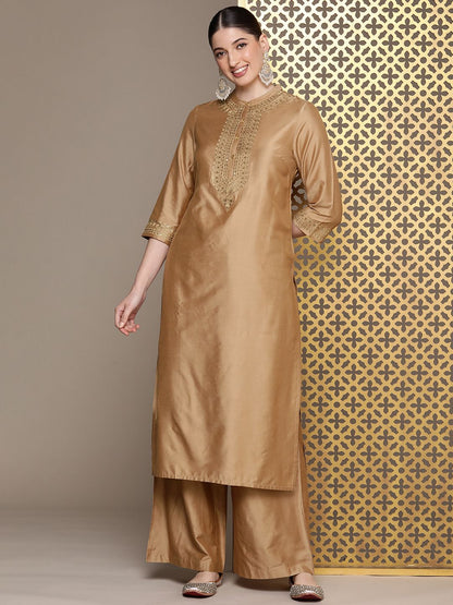 Dhiyona PD Women Women Yoke Design Regular Sequined Jashn Kurta with Trousers