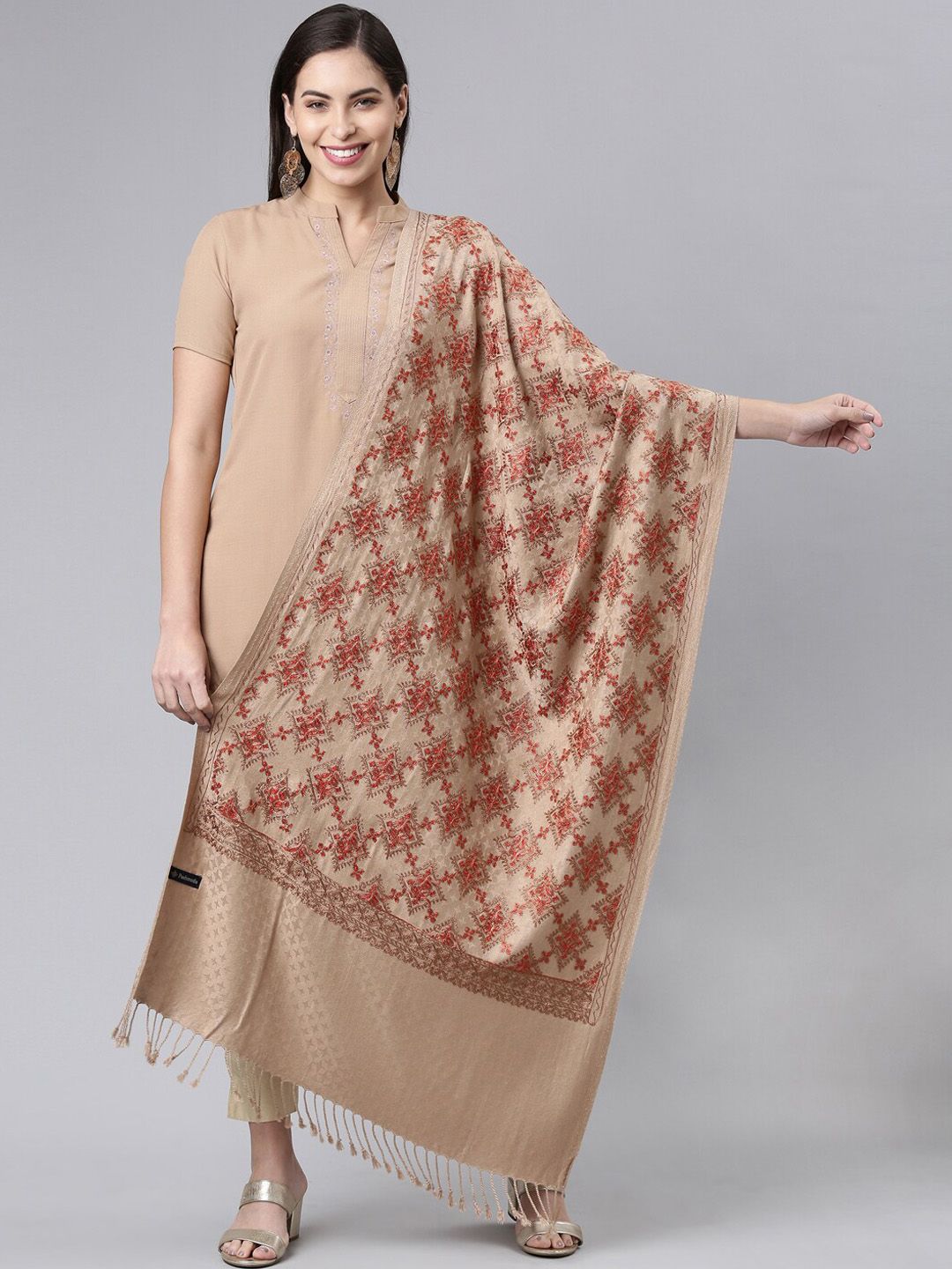 Dhiyona PA Women Beige & Maroon Aari Embroidered Shawl