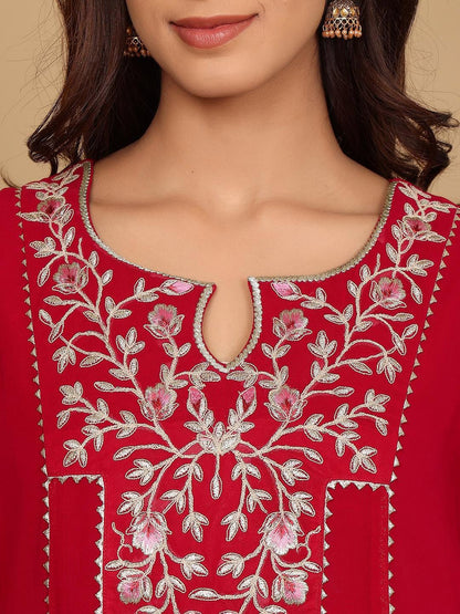 Dhiyona VA Women'sMagenta Floral Embroidered Panelled Silk Georgette Kurta With Trouser With Dupatta