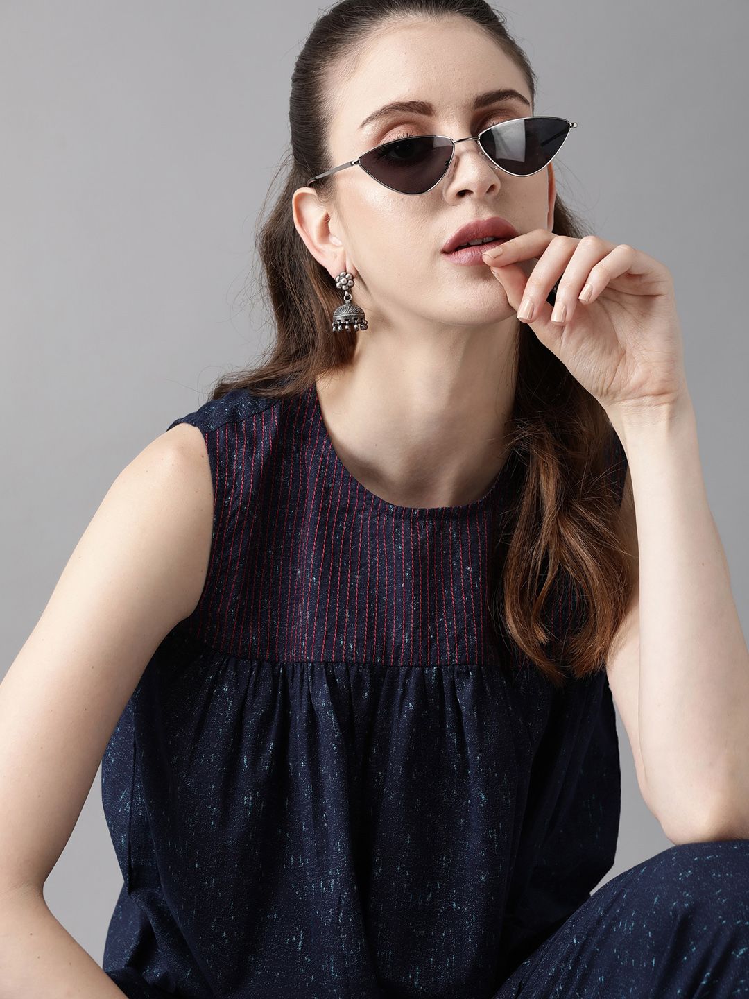 Women Navy Blue Printed Thread Work Pure Cotton Kurti with Trousers