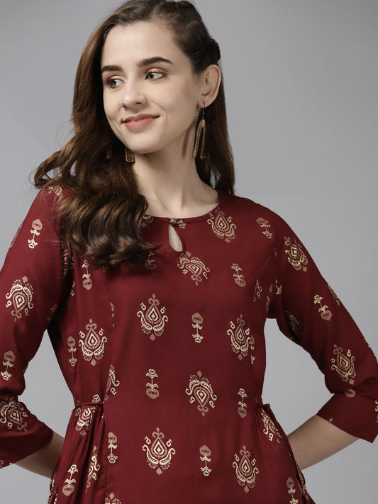 Dhiyona IE Women Maroon & Beige Foil Print Keyhole Neck A-Line Kurta