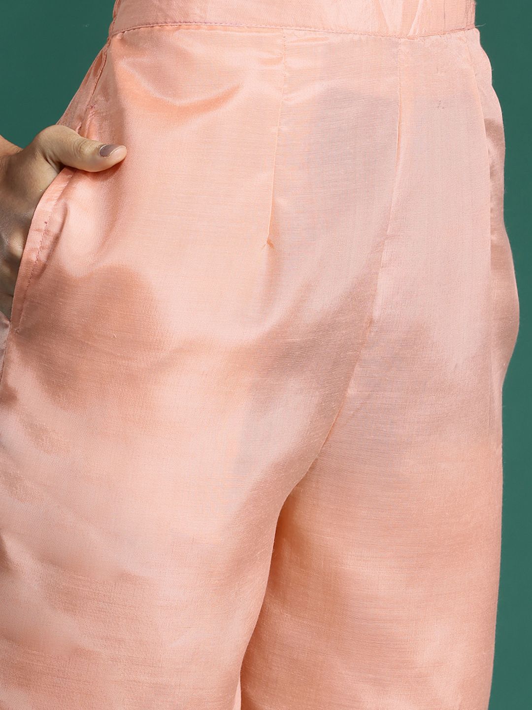 Dhiyona IE Woven Design Kurta With Trousers & Dupatta