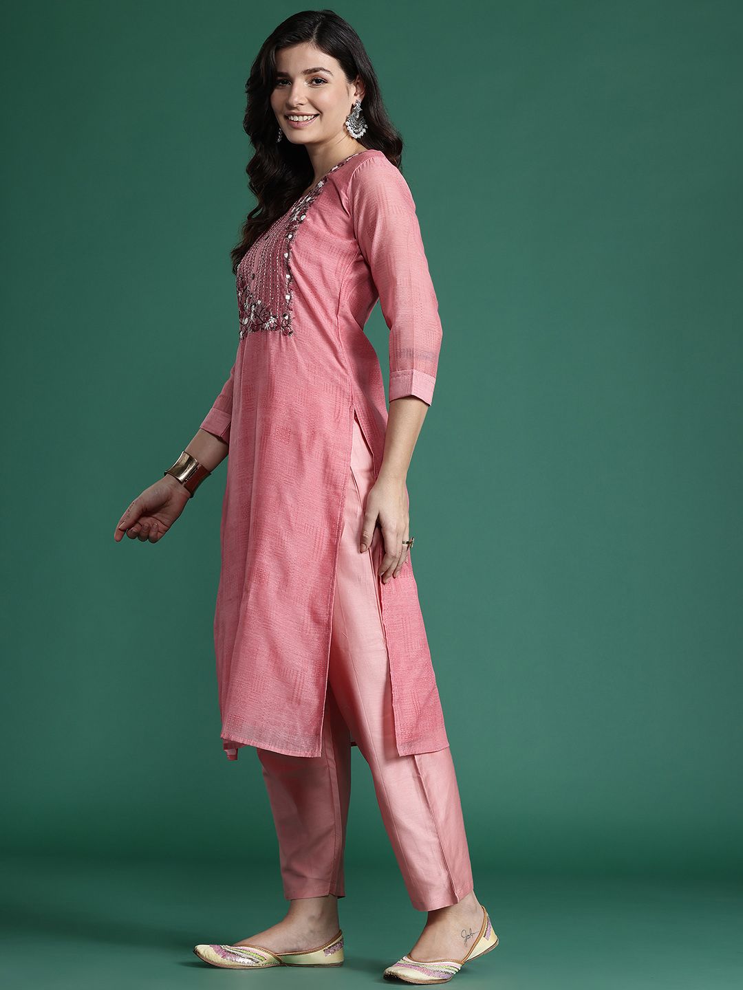 Floral Embroidered Thread Work Chanderi Silk Kurta with Trousers & With Dupatta