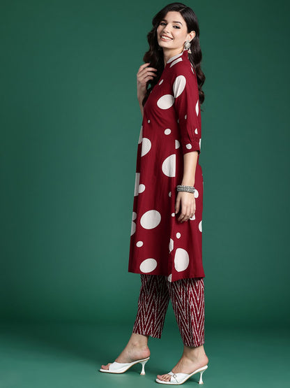 Women Printed Pleated Pure Cotton Kurta with Trousers