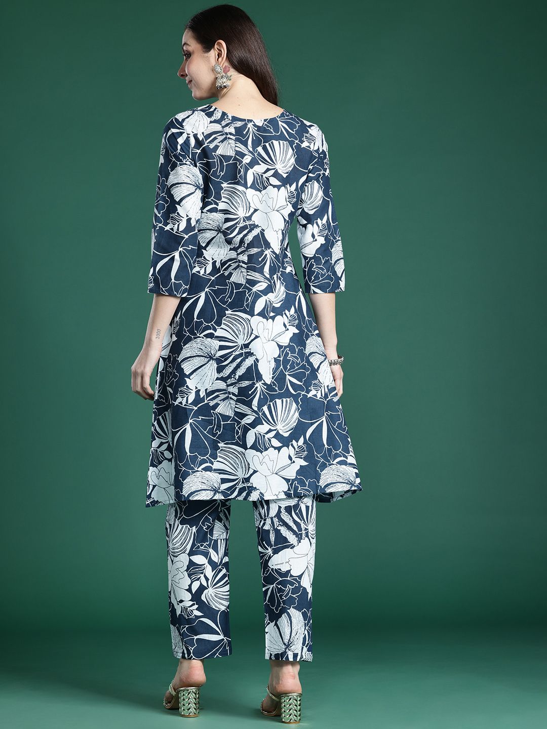 Dhiyona IE Floral Printed Pure Cotton Kurta with Trousers