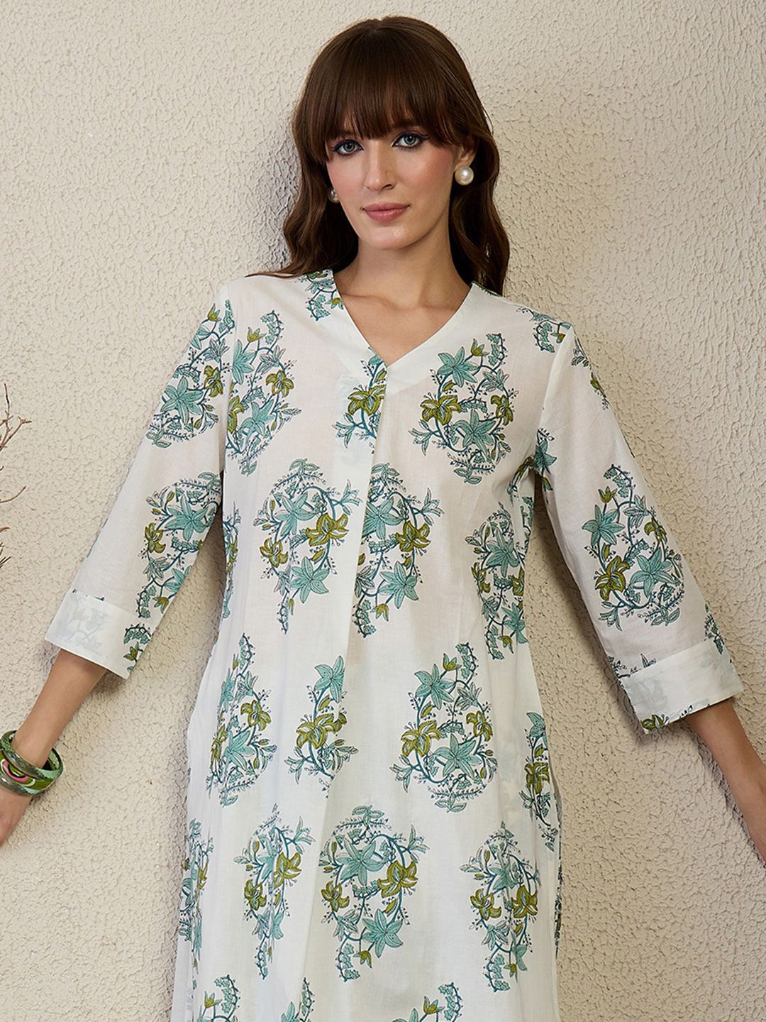 Dhiyona IE Floral Printed V Neck A Line Pleated Pure Cotton Kurta With Trousers