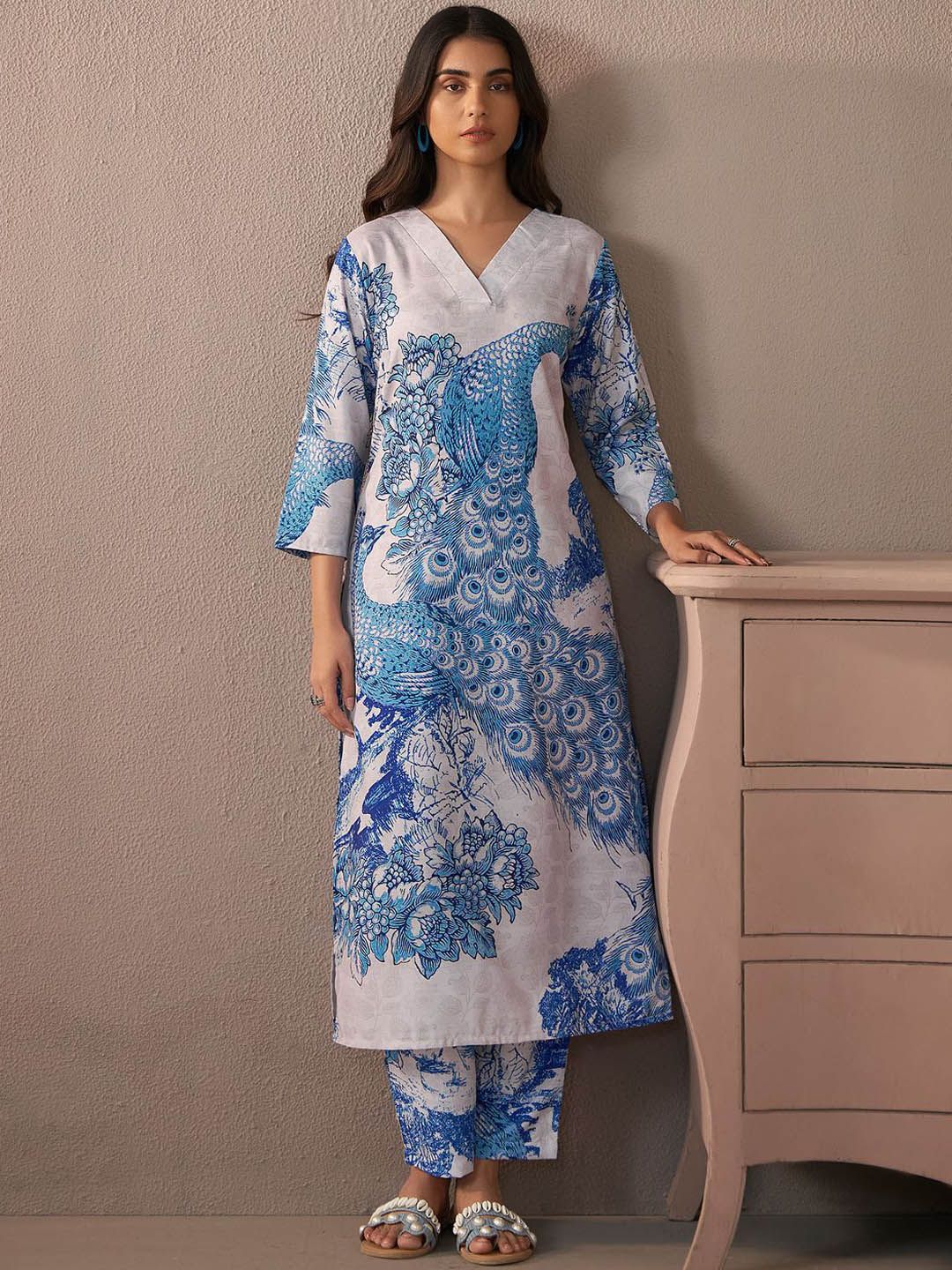 Women Floral Printed Regular Kurta with Trousers